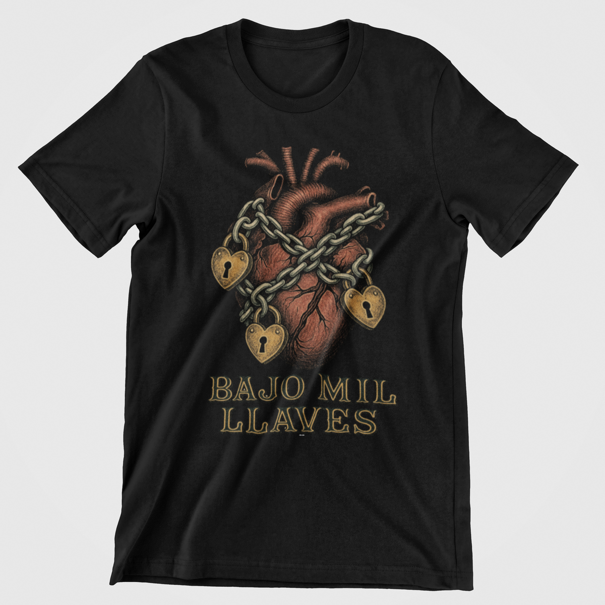 Camiseta Bajo mil Llaves